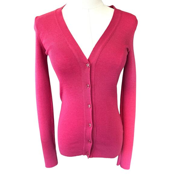 Yves Saint Laurent Wool V-Neck Cardigan Pink Size Medium Made‎ in Italy - Picture 1 of 8